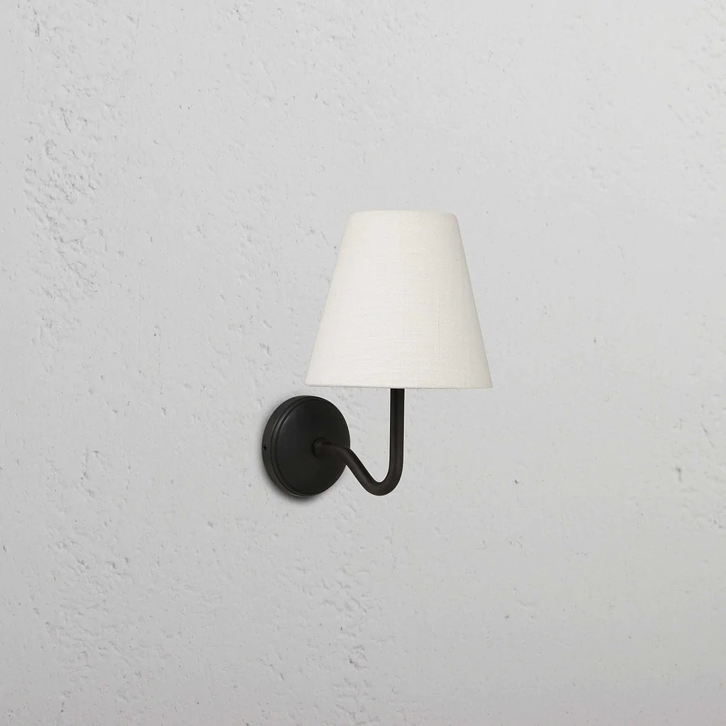 Malvern Liten Vegglampe Alabaster Hvit
