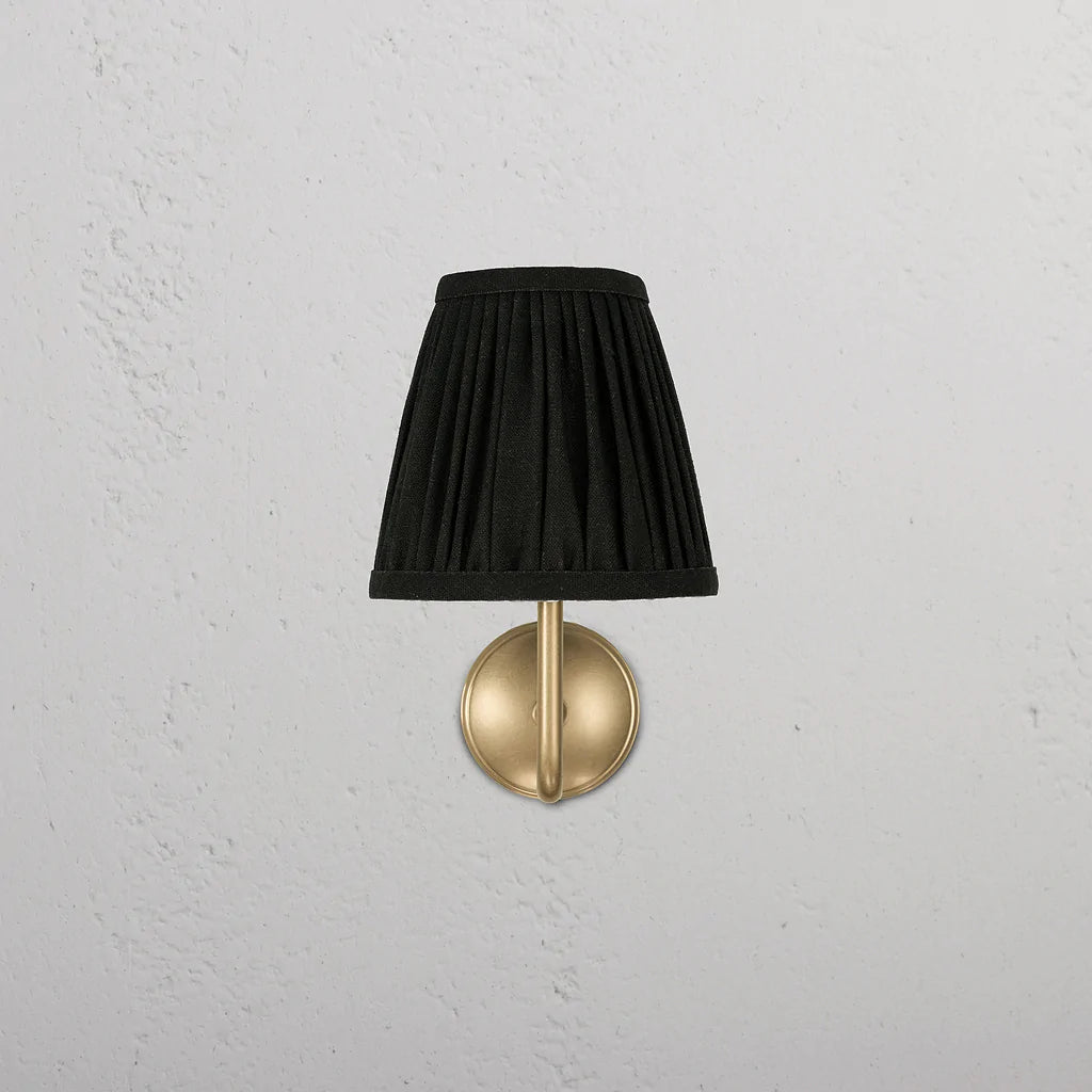 Malvern Liten Vegglampe Plissert Dyp Grønn