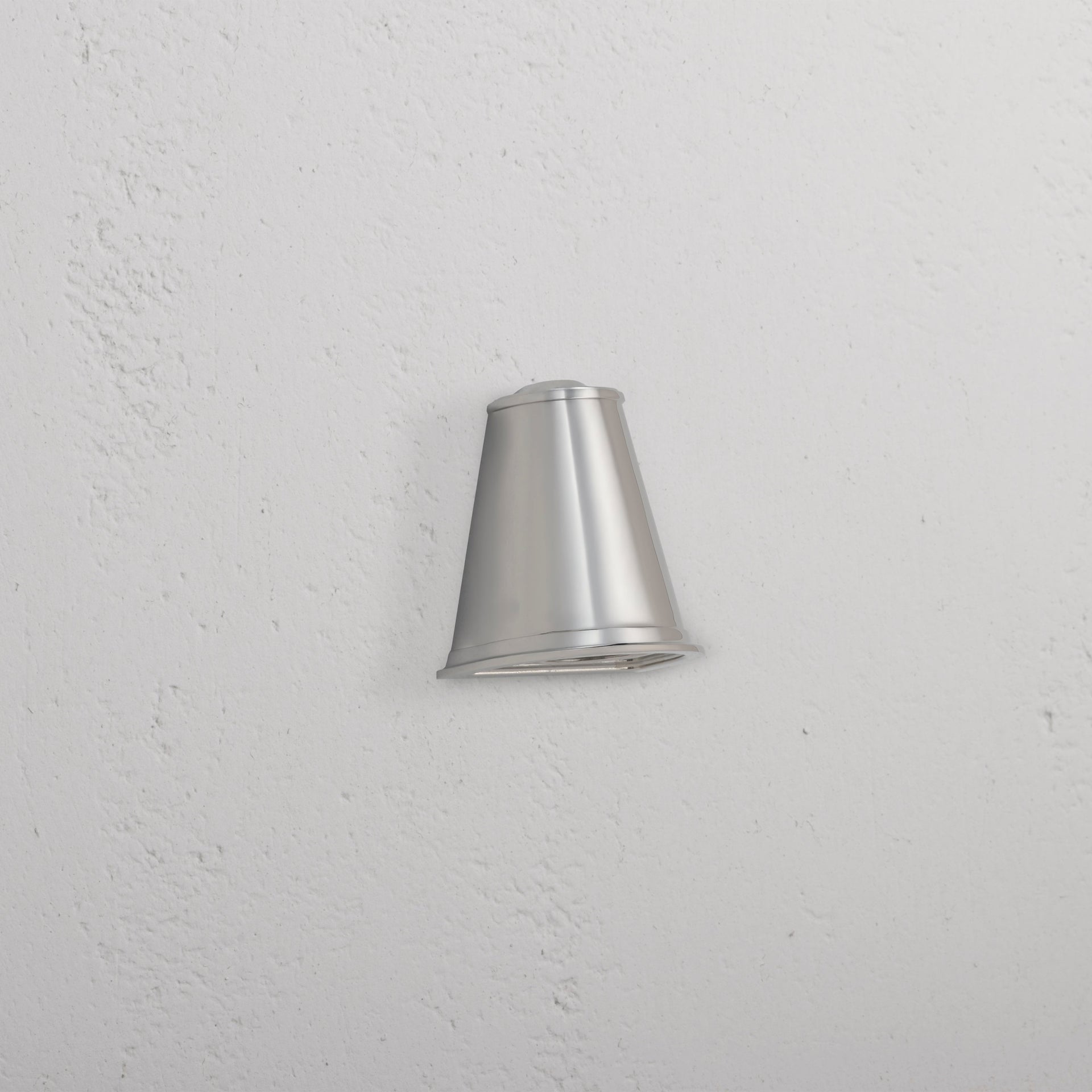 Southwark Mast Vegglampe