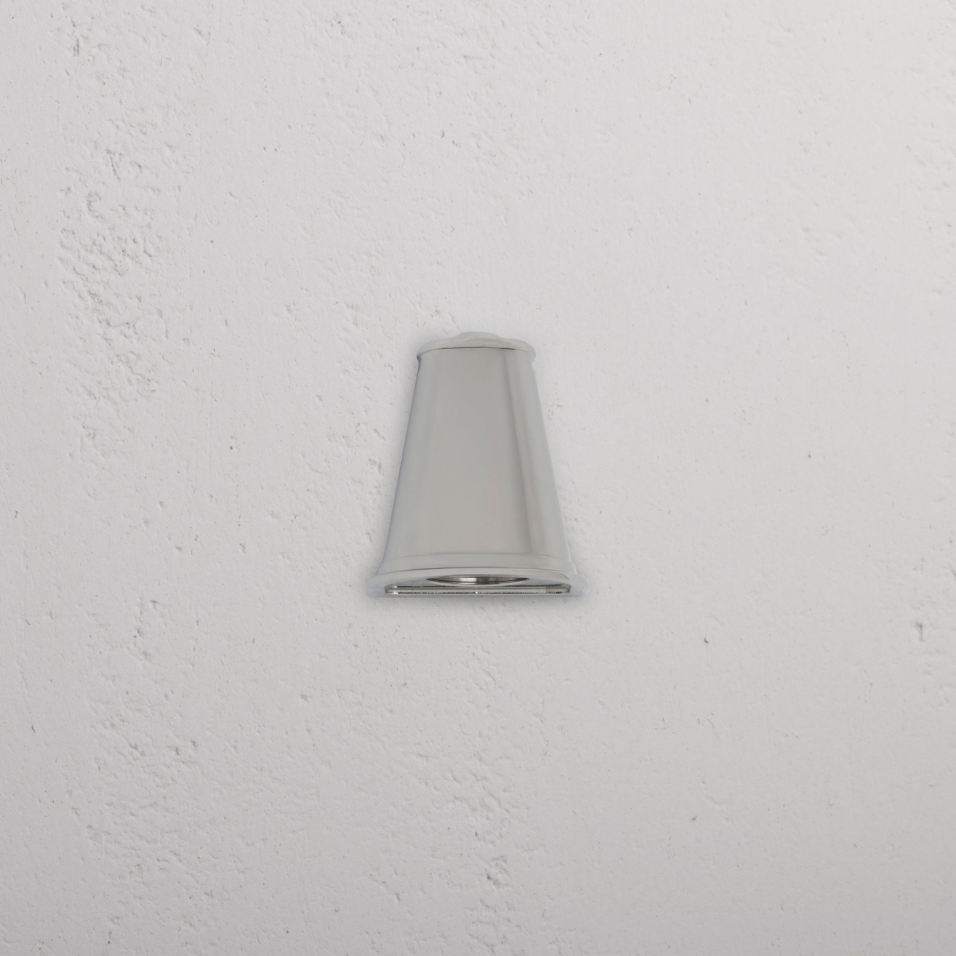 Southwark Mast Vegglampe