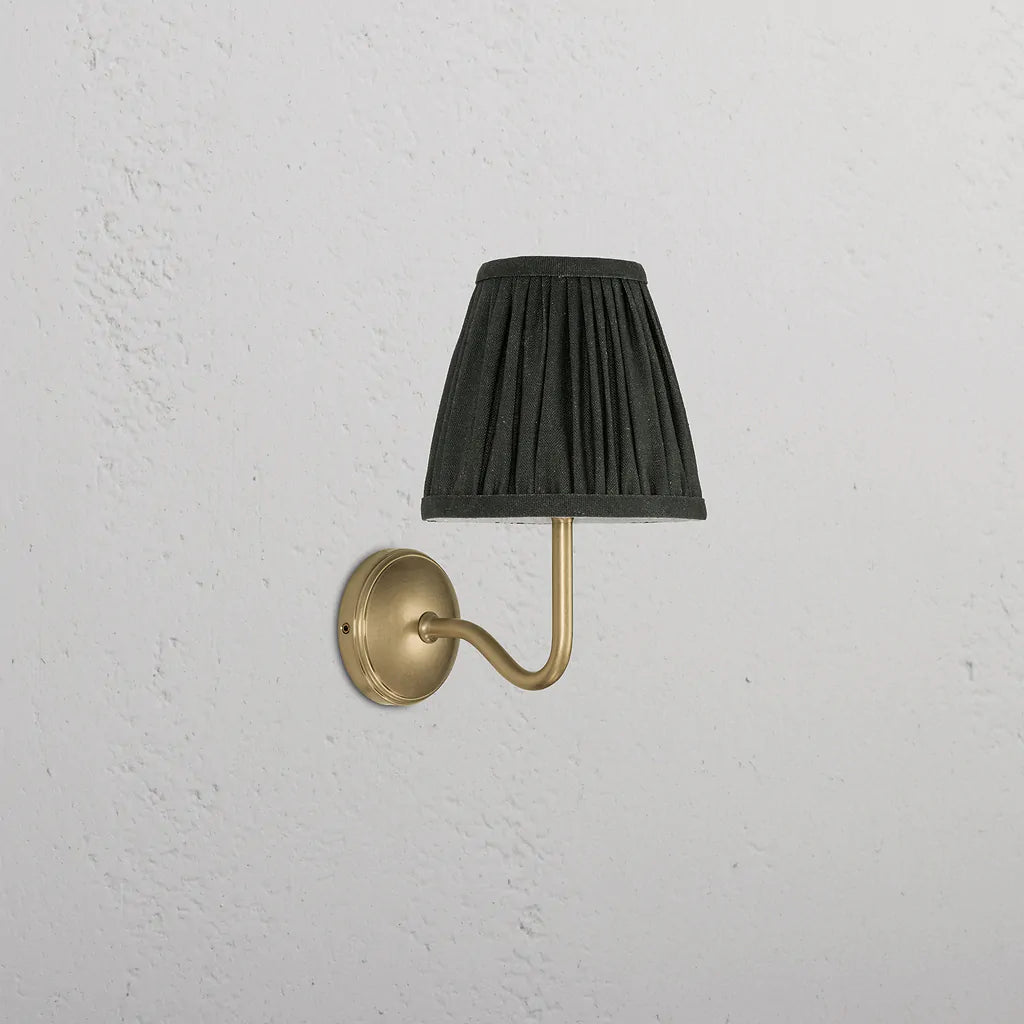 Malvern Liten Vegglampe Plissert Dyp Grønn