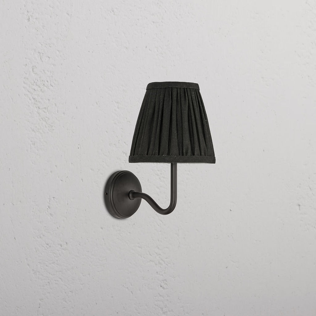 Malvern Liten Vegglampe Plissert Dyp Grønn