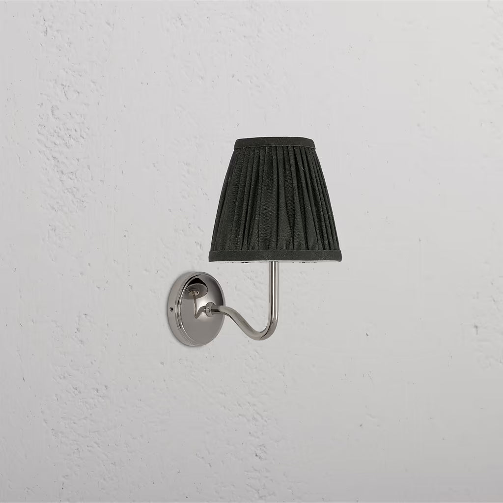Malvern Liten Vegglampe Plissert Dyp Grønn