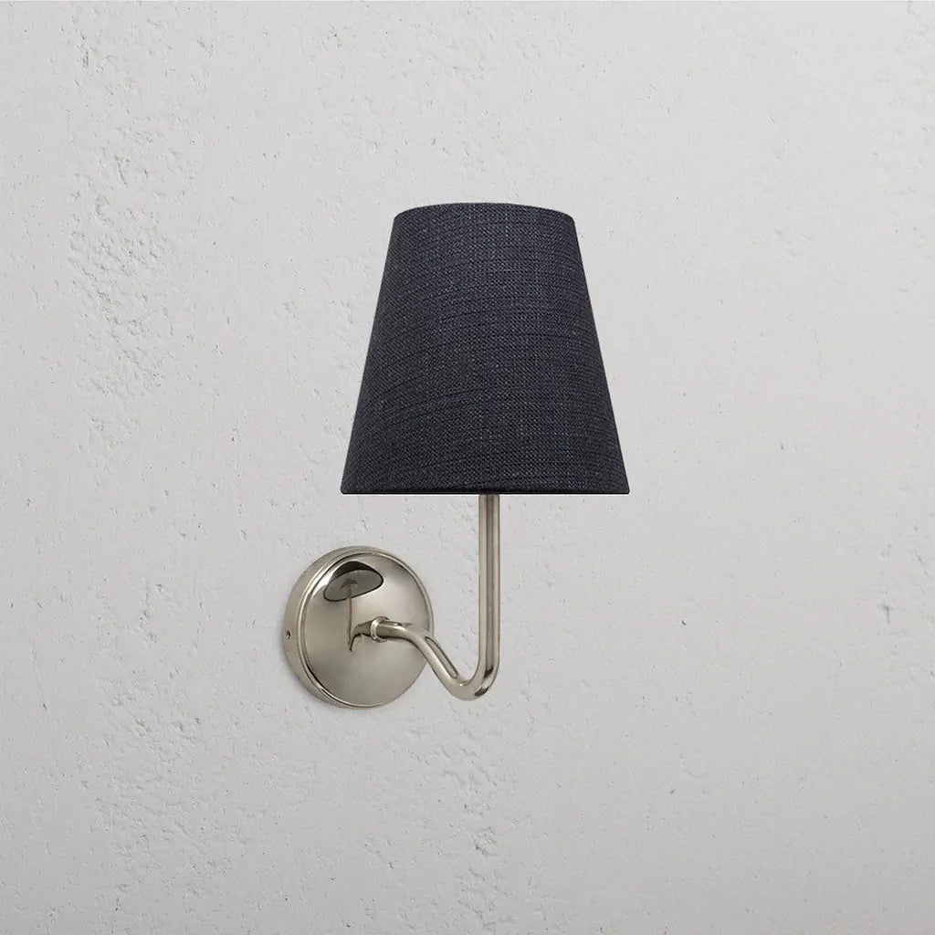 Malvern Medium Vegglampe Basaltgrå