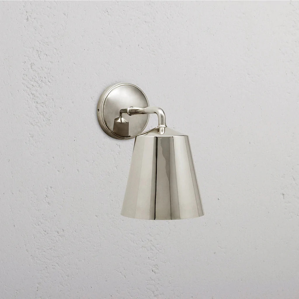 Richmond Medium Vegglampe