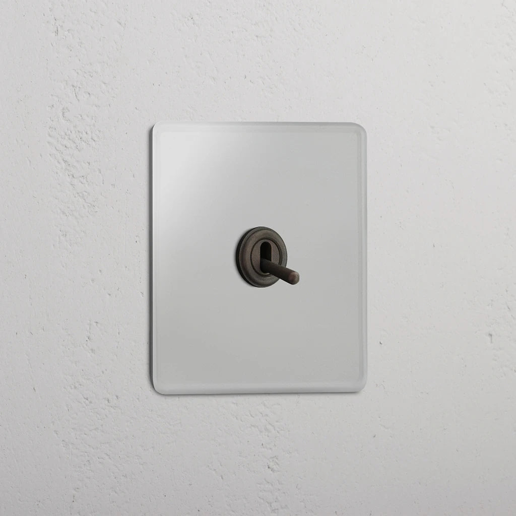 Single Toggle Switch