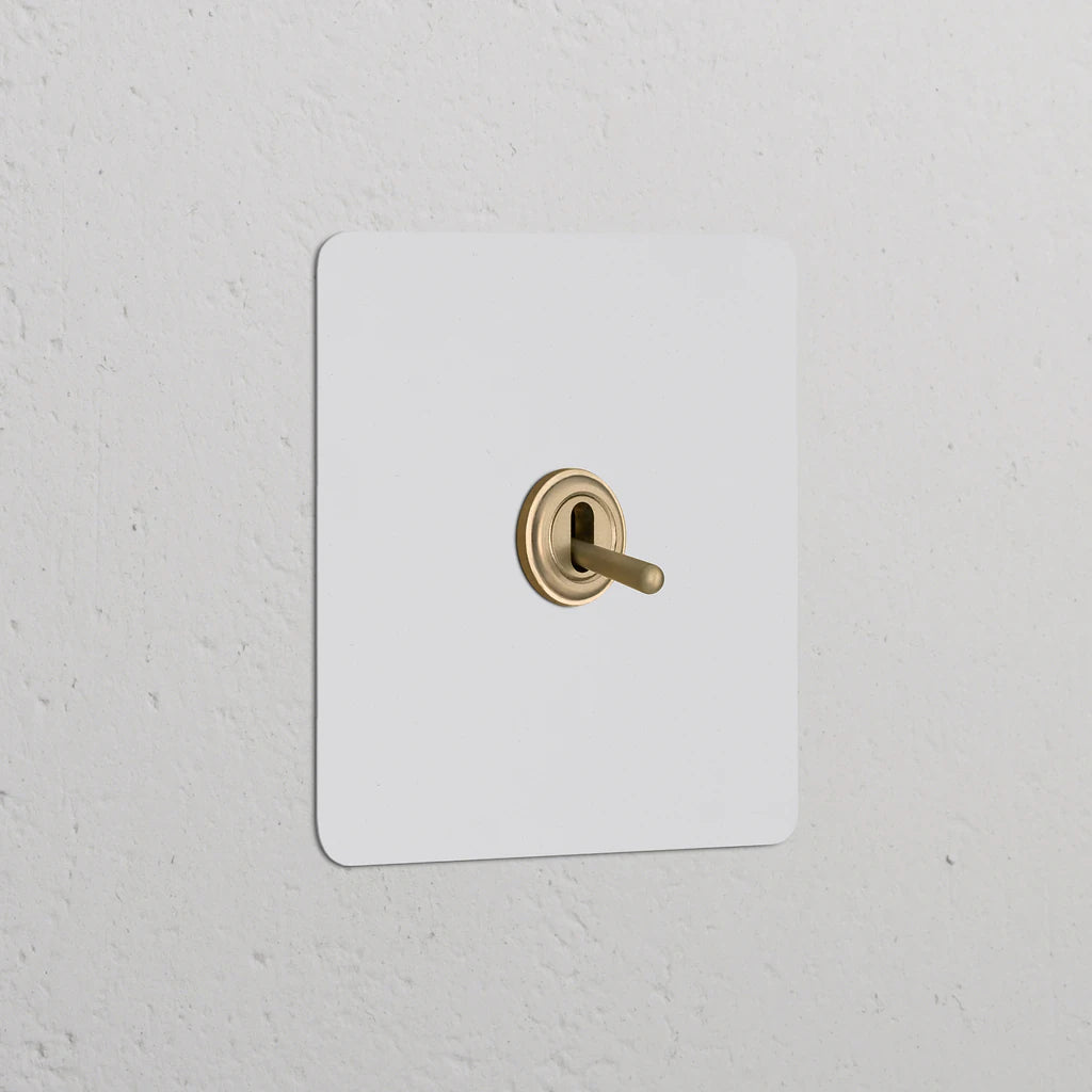 Single Toggle Switch
