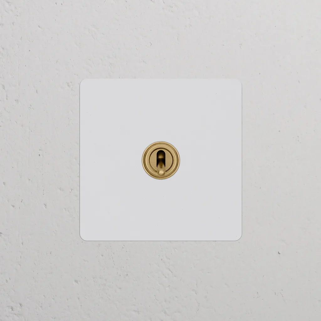 Single Toggle Switch