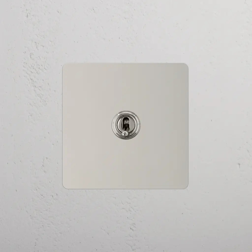 Single Toggle Switch