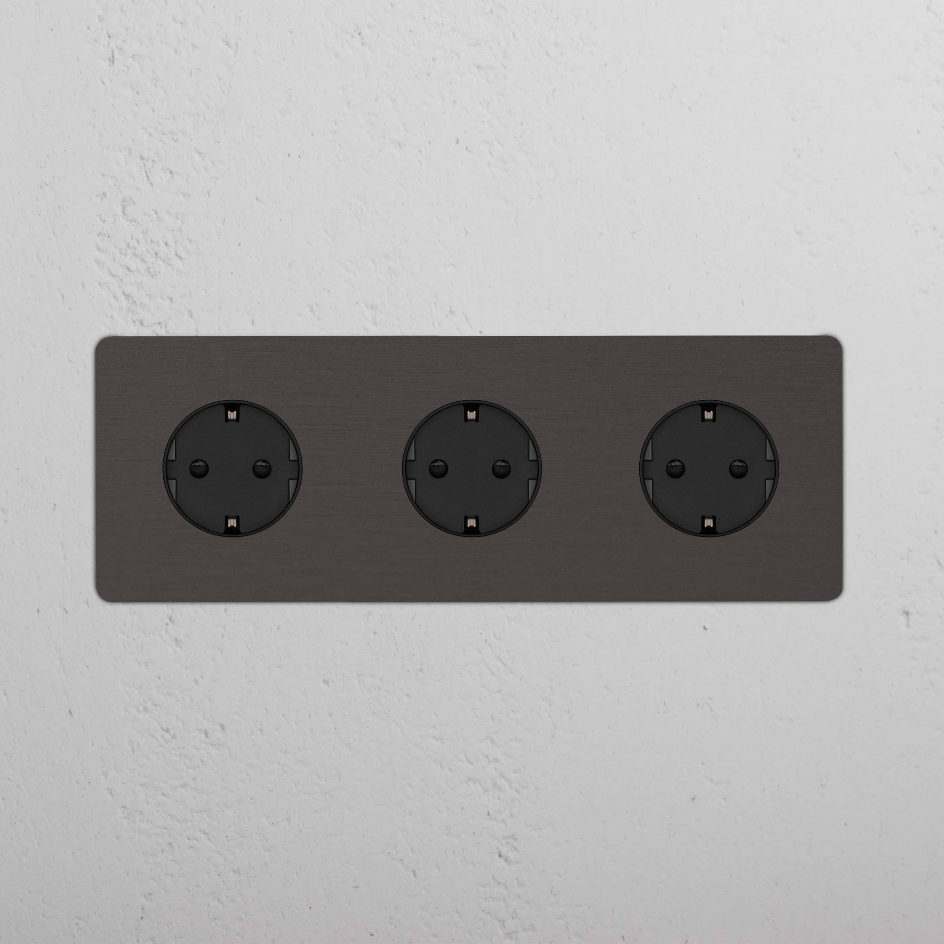 Triple 3x Schuko Module Round