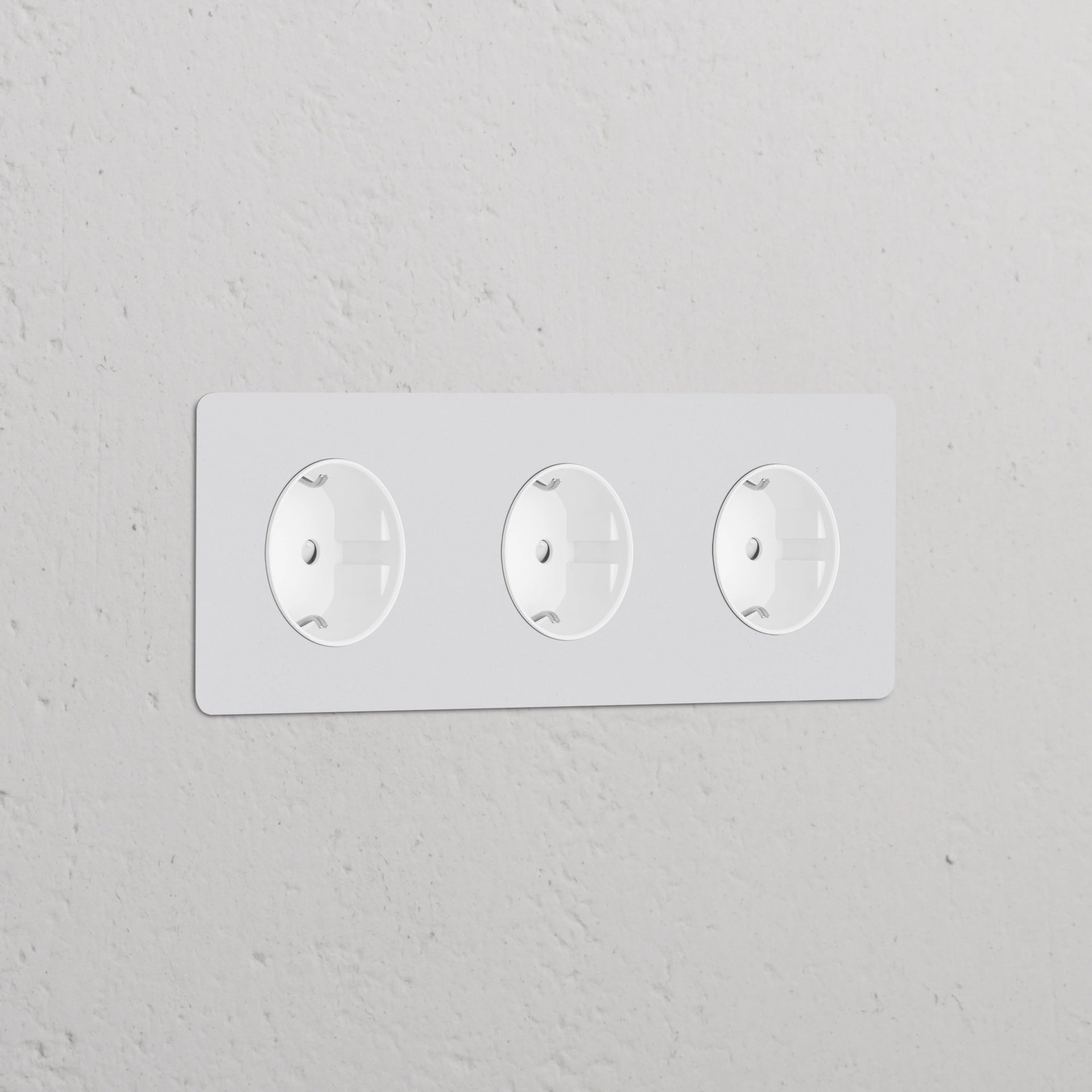 Triple 3x Schuko Module Round
