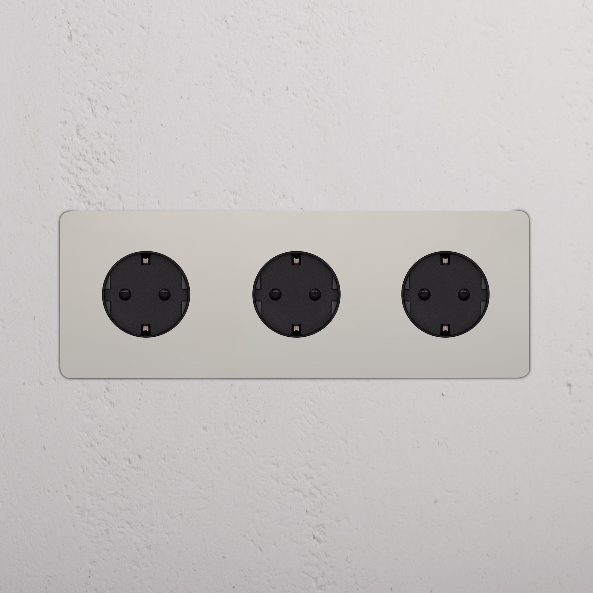 Triple 3x Schuko Module Round
